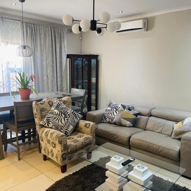 Central Gabs Oasis: 2BR-Retreat
