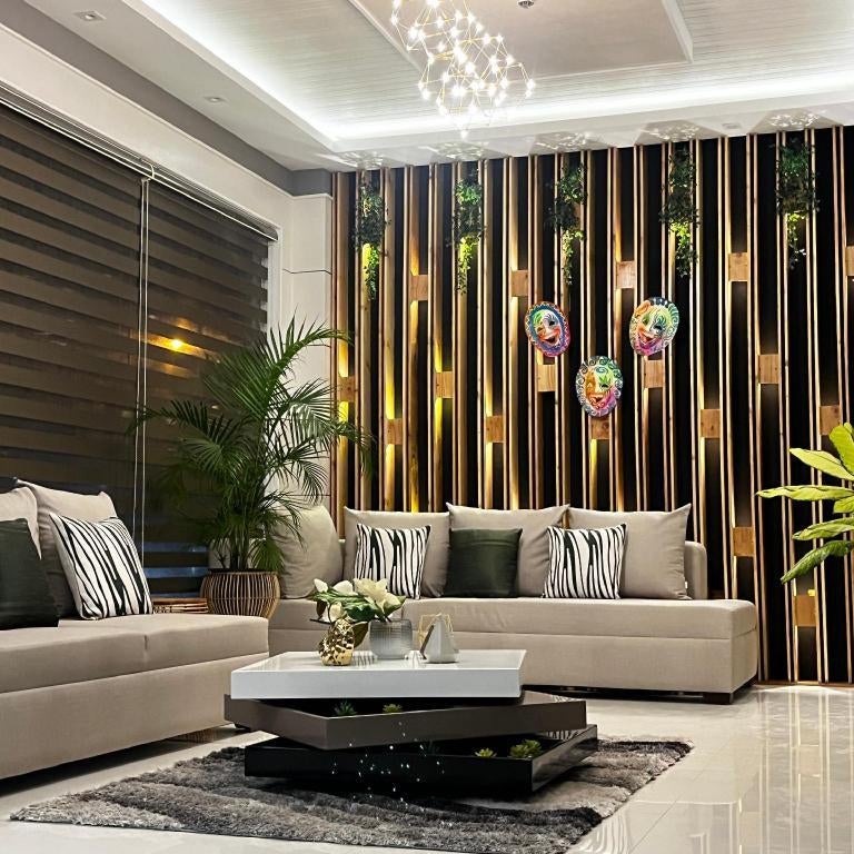 Central Block Inn Thumbnail