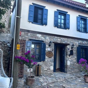 Domatia Stone Hotel