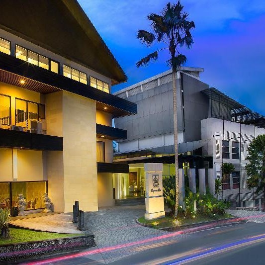 Grand Kecubung Hotel
