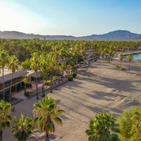 Hotel Oasis Thumbnail