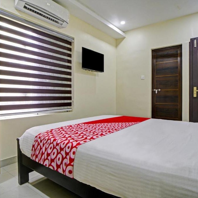 Hotel O Crystal Executive Suites