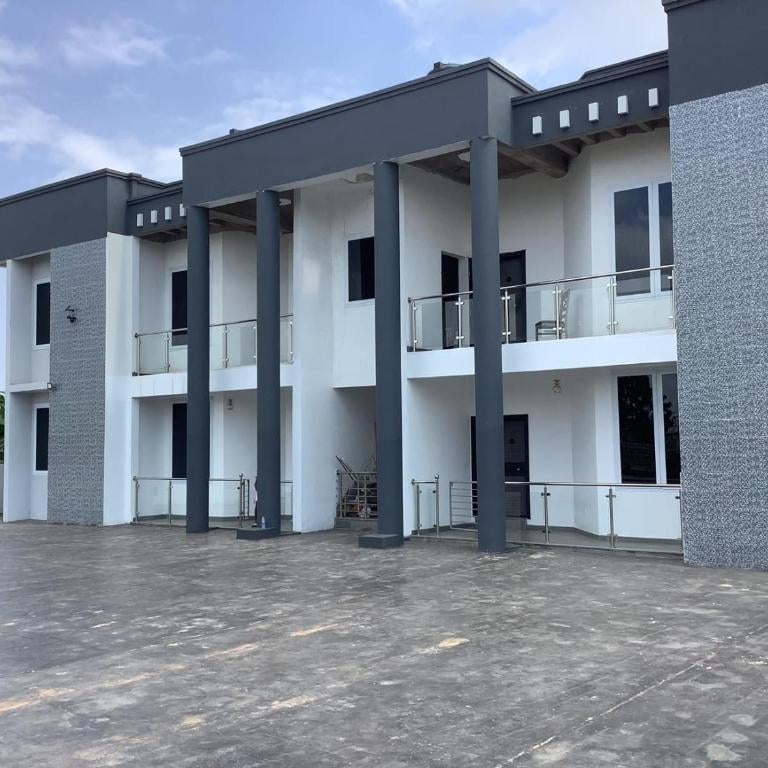 Fine Boy Villa, Luxe Two-Bedroom Apartments in Tema Community 25 Thumbnail