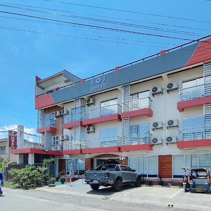 RedDoorz @ LQJ Hotel Old Buswang Kalibo