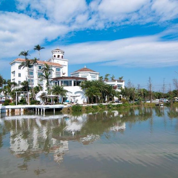 Shangrila Boutique Hotel
