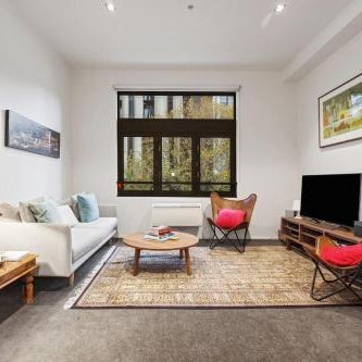 The Nook - A Prime Location to Explore Melbourne Thumbnail