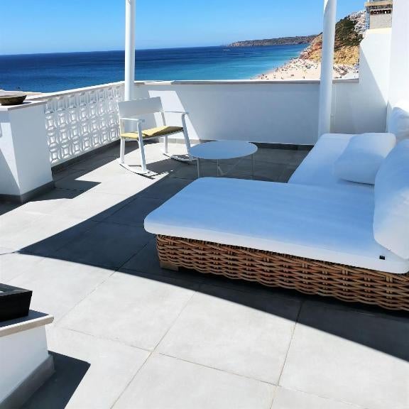 Casas da Praia by Sevencollection