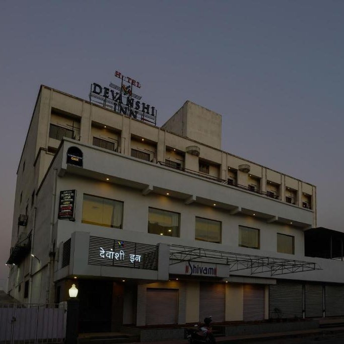FabHotel Classy Stay
