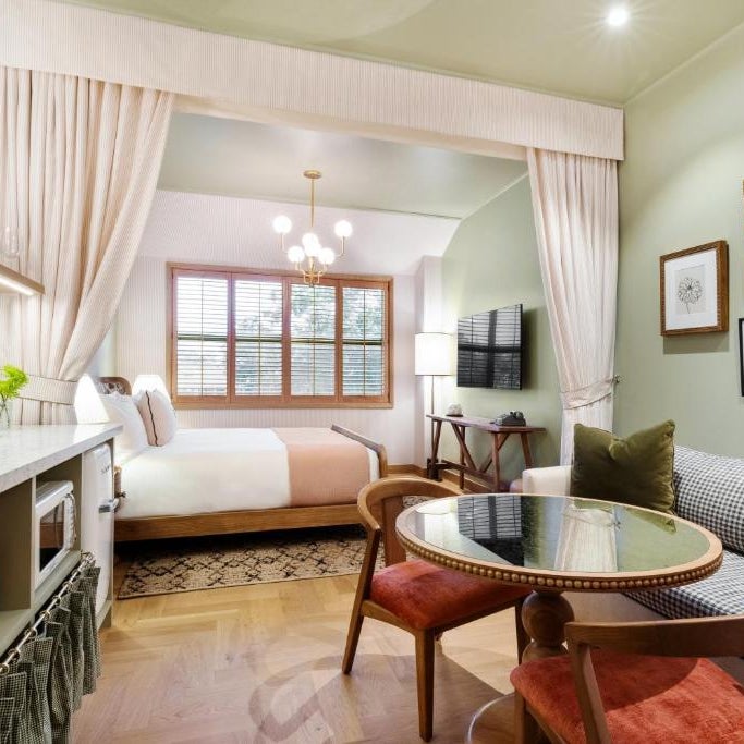 Palihouse Hyde Park Village Thumbnail