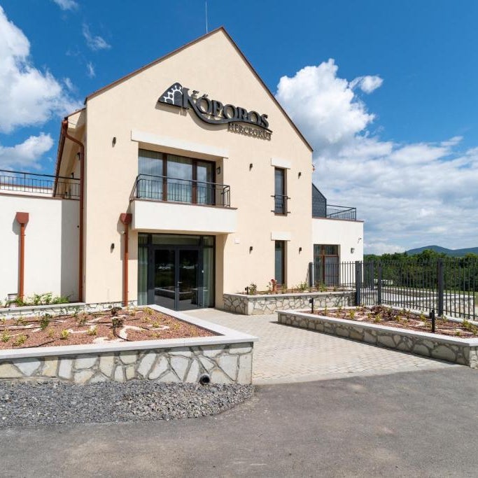 Hotel Kőporos Hercegkút Thumbnail