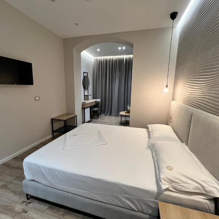 Enzo rooms & apartment Blloku Thumbnail