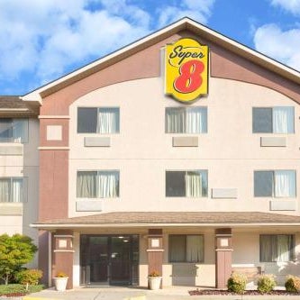 Super 8 by Wyndham Lynchburg VA Thumbnail