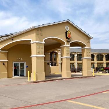 Super 8 by Wyndham Forney/East Dallas Thumbnail