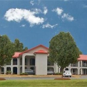 Country Hearth Inn and Suites Dawson Thumbnail