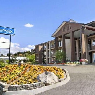 Travelodge by Wyndham Kamloops Mountview Thumbnail