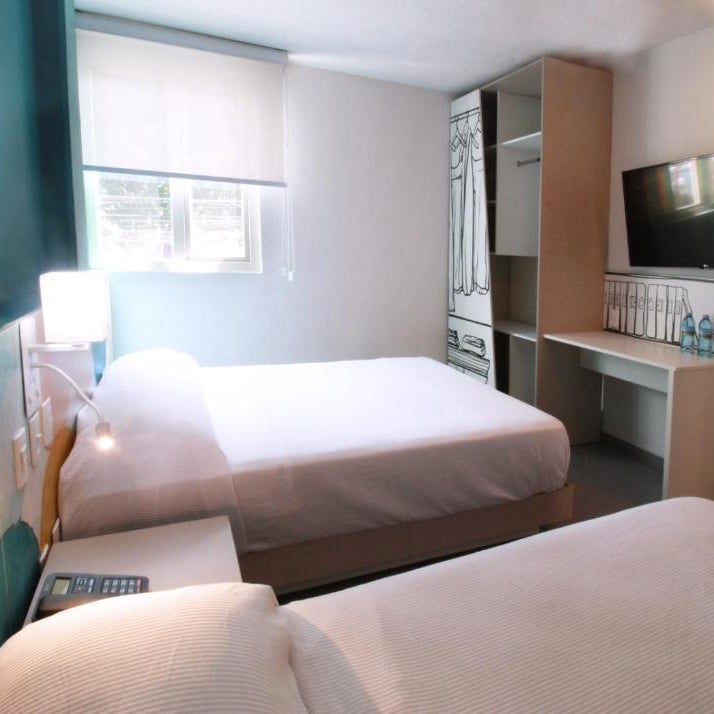 Vista Express Guadalajara Expo SureStay Collection by BW Thumbnail