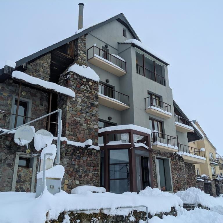 Hotel Wintera Gudauri Thumbnail