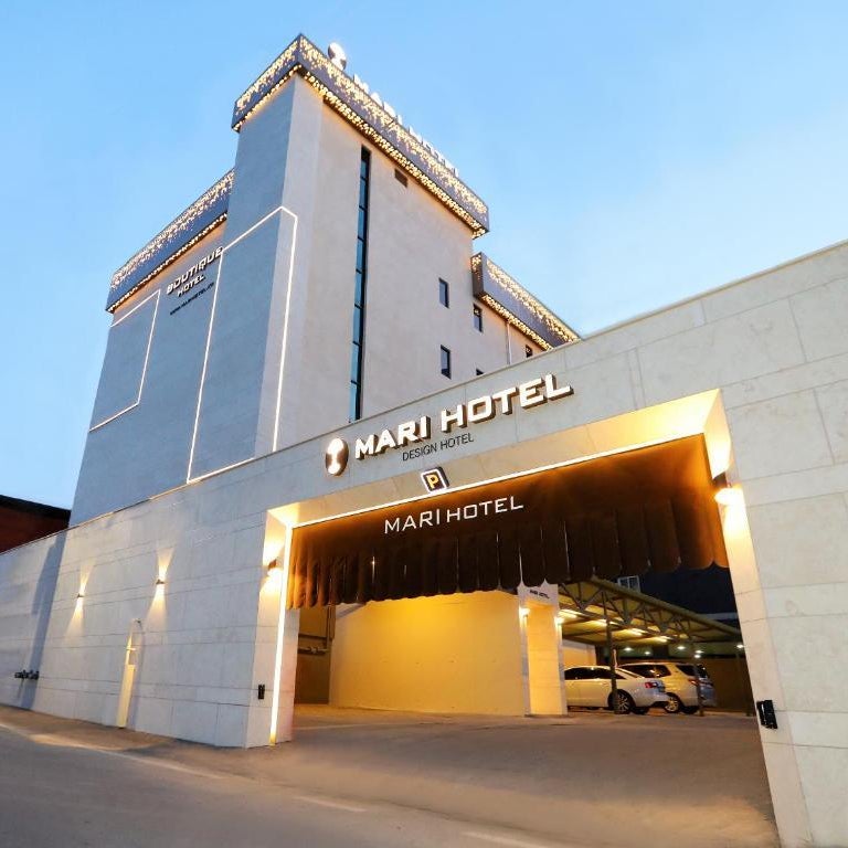 Mari Hotel
