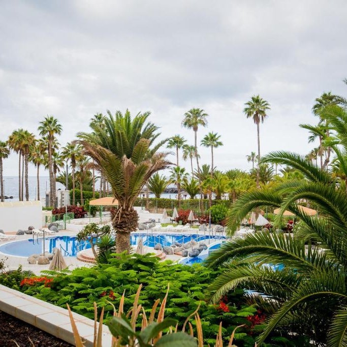 White Studio - La Caleta