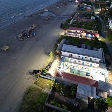 Casa Playa James