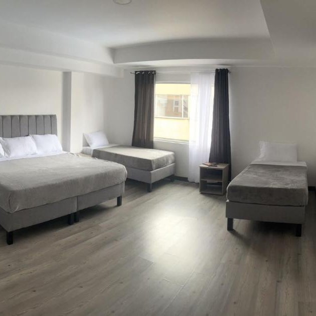 Hotel The MIRROR - Corferias - Movistar Arena