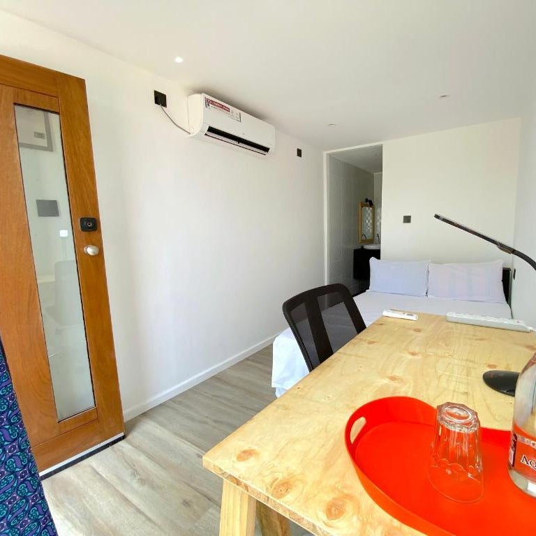 Skippers - Adults only Thumbnail