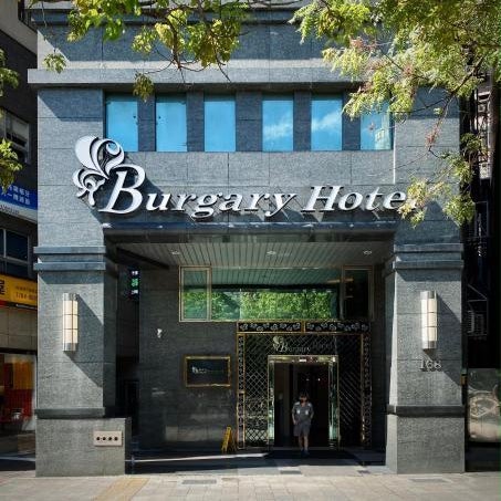 Burgary Hotel