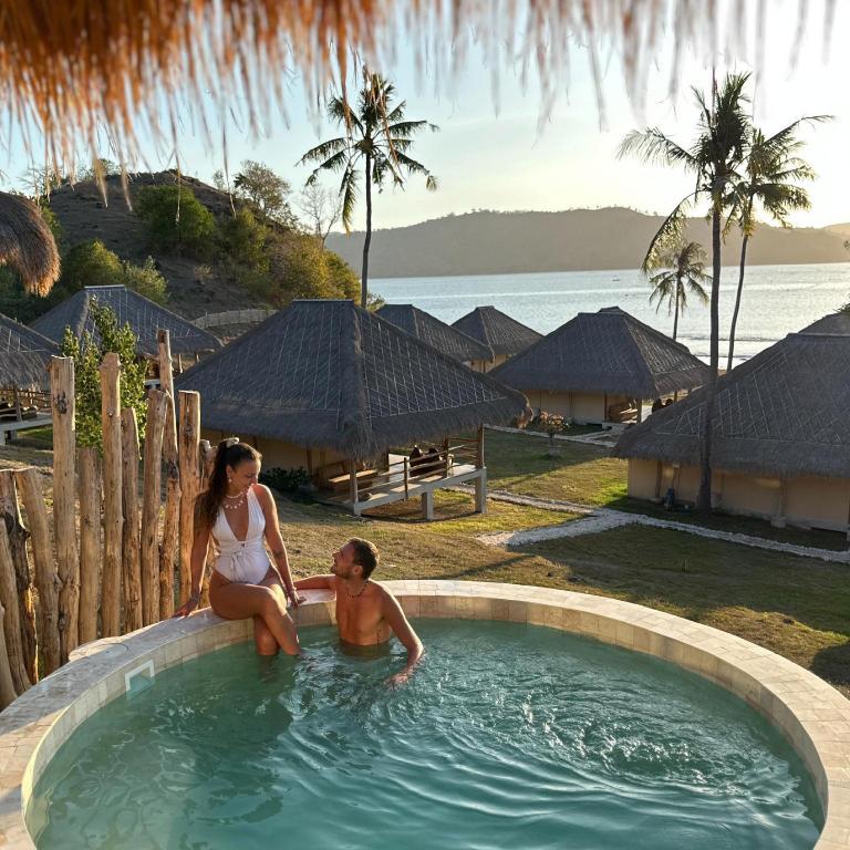 Bleu MATHIS Gili Asahan