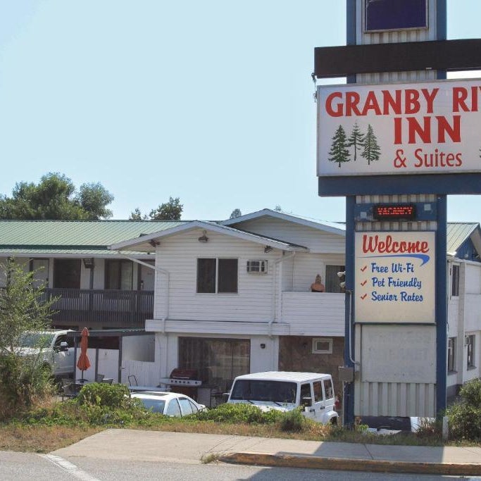 Granby River Inn & Suites Thumbnail