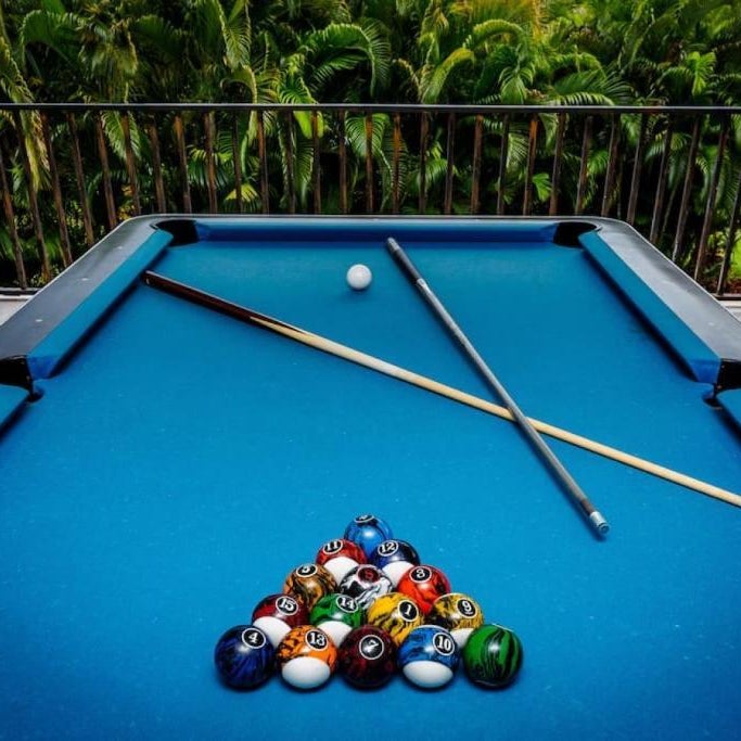 Green Mountain Studio 2, pool table-7 min to beach Thumbnail