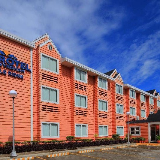 Microtel By Wyndham Eagle Ridge
