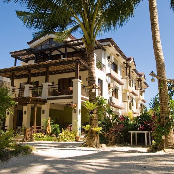 Residencia Boracay Hotel