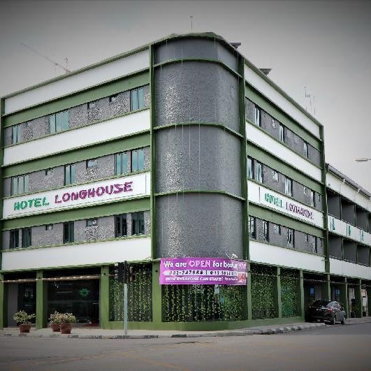 Hotel Longhouse