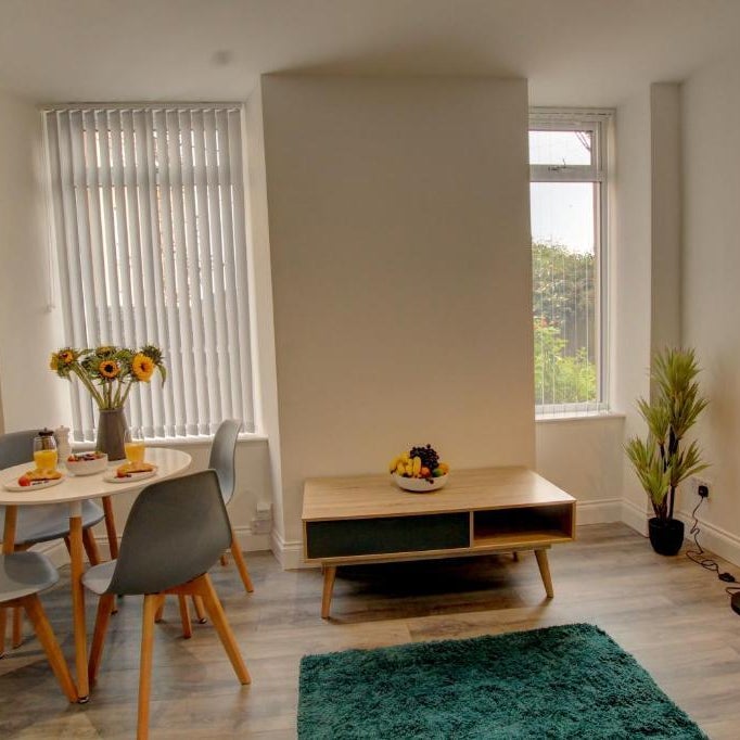 Bright & Stylish Apartment Thumbnail