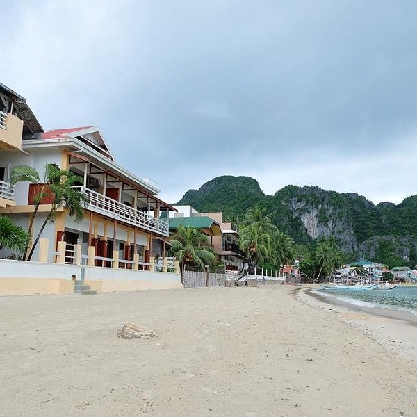 El Nido Beach Hotel Thumbnail