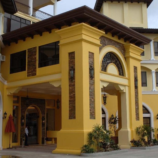 Planta Centro Bacolod Hotel & Residences Thumbnail