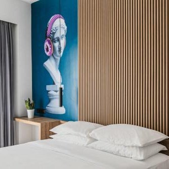 The Q Hotel Thumbnail