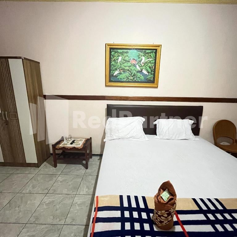 Hotel Dewi near GOR Merdeka Jombang Mitra RedDoorz Thumbnail
