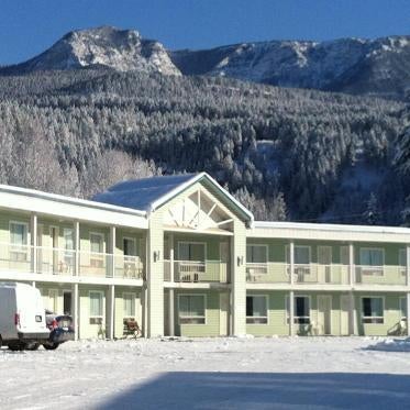 Ponderosa Motor Inn Thumbnail