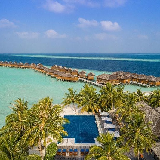 Vilamendhoo Island Resort & Spa Thumbnail