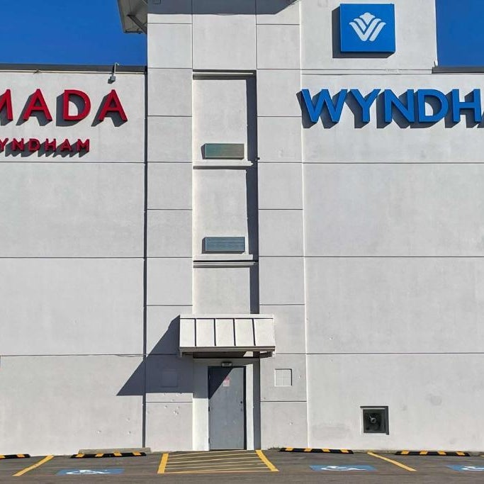 Ramada by Wyndham DFW Airport Thumbnail