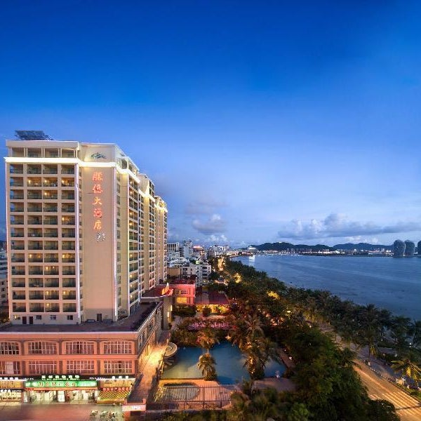 Shengyi Holiday Villa Hotel & Suites