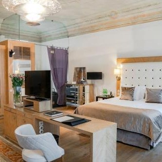 Dome Hotel Thumbnail
