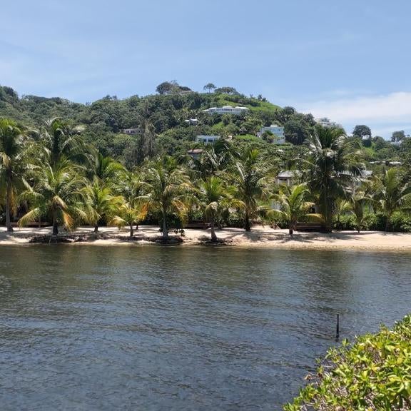 Coral Views Resort - Villa uMaMi Thumbnail