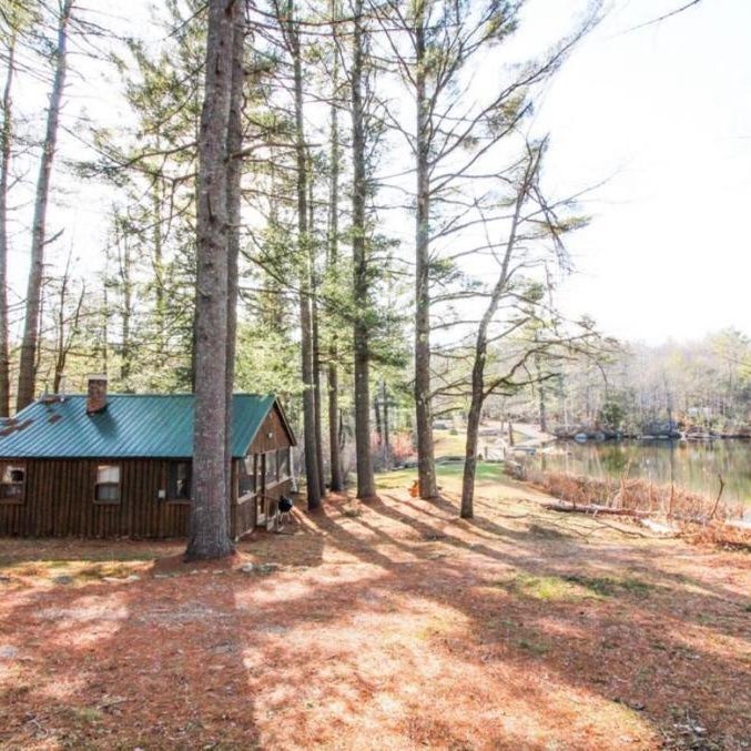 Toms Cabin On Lake Christopher Thumbnail