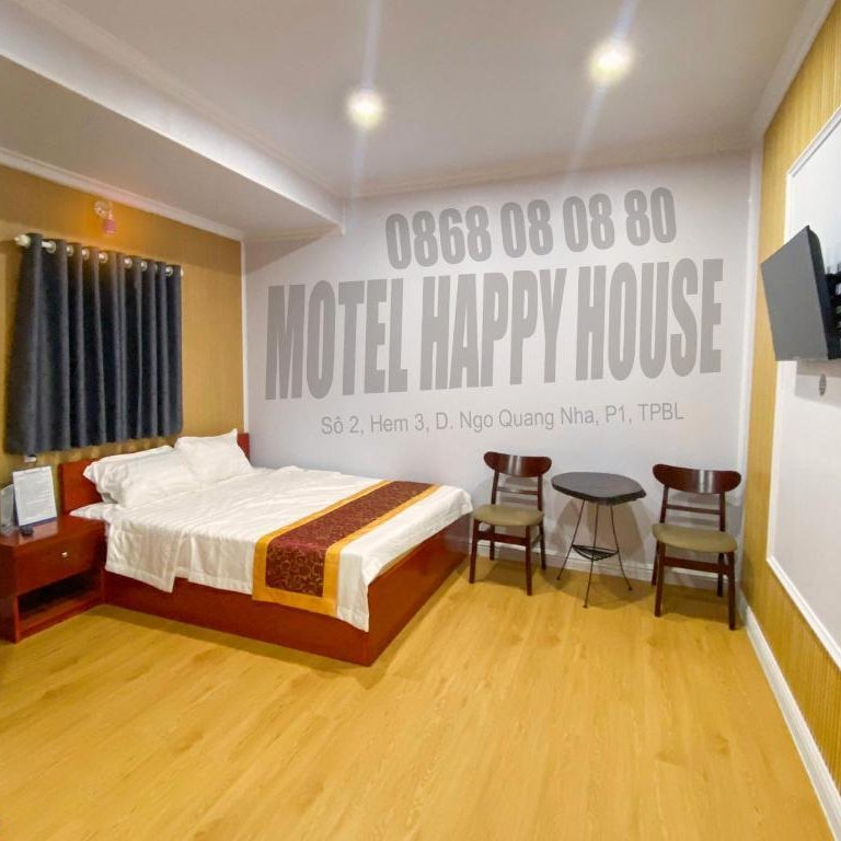 Motel Happy House Thumbnail