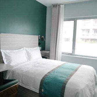 Starlight Hotel Thumbnail