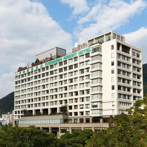 Evergreen Resort Hotel Jiaosi Thumbnail