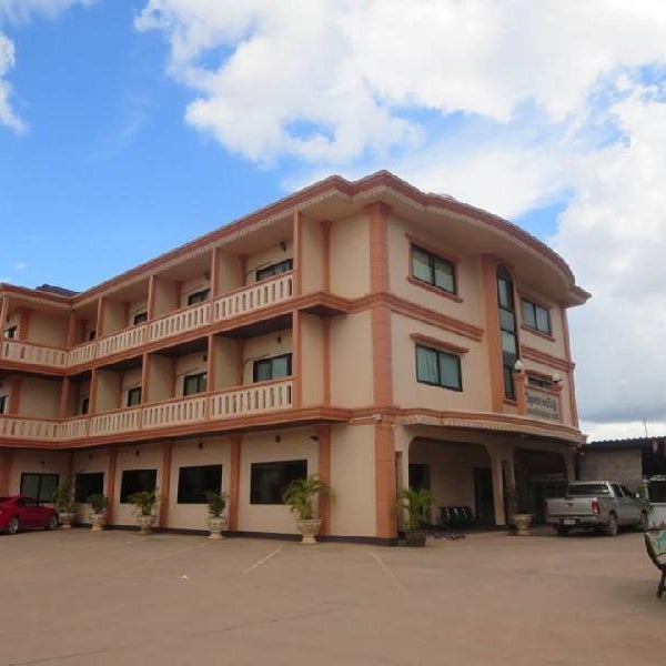 Chaleunehoung Hotel Thumbnail