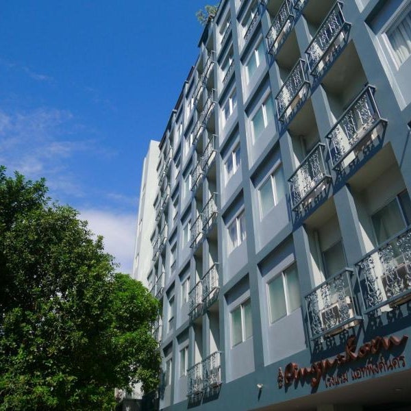 At Pingnakorn Nimman Hotel Thumbnail